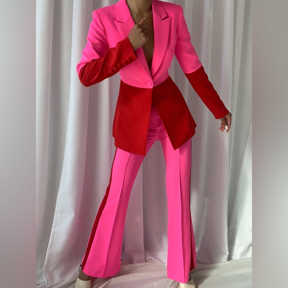 PETELE Blazer & Pants Set In Pink & Red